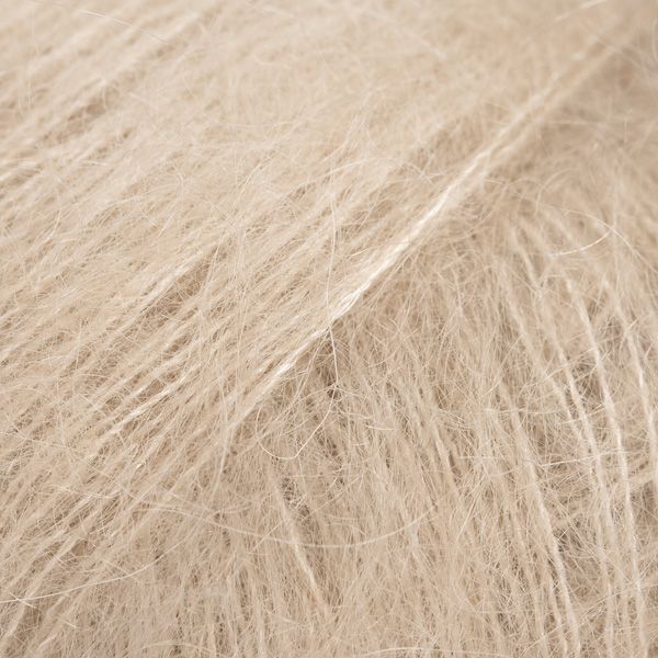 Fil DROPS Kid-Silk Uni Color - 25g - Sable Clair Fil DROPS Kid-Silk Uni Color - 25g - Sable Clair