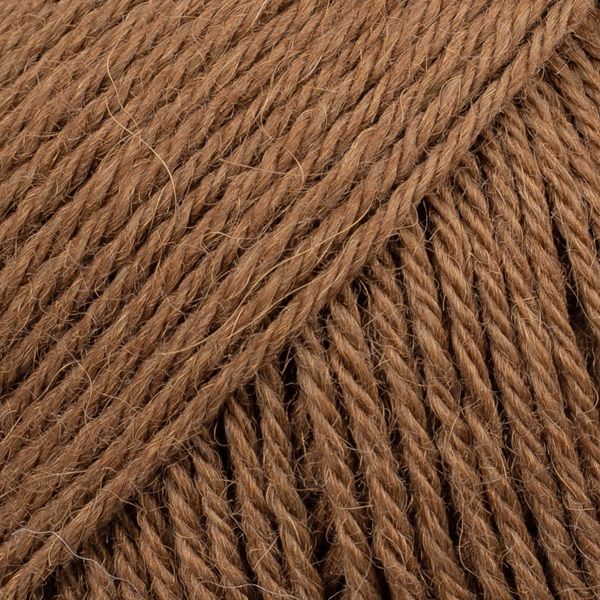 Fil DROPS Nord Uni Color - 50g - Châtaigne Fil DROPS Nord Uni Color - 50g - Châtaigne