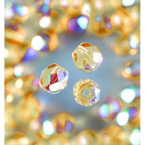 Perles de verre à facettes - topaze claire - rondes, chatoyantes Perles de verre à facettes - topaze claire - rondes, chatoyantes