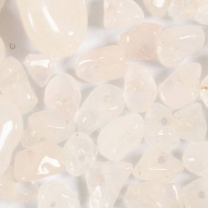 Perles de cristal en quartz rose 7-12 mm - 63 pièces. Perles de cristal en quartz rose 7-12 mm - 63 pièces.
