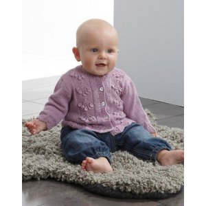 Patron de tricot - Pull, cardigan, bonnet et écharpe tricotés structurés Patron de tricot - Pull, cardigan, bonnet et écharpe tricotés structurés