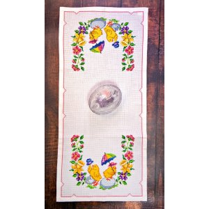 Kit de broderie Coureurs - Poules avec parapluie Kit de broderie Coureurs - Poules avec parapluie