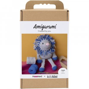 Kit DIY amigurumi lion bleu marine et gris clair - 1 paquet. Kit DIY amigurumi lion bleu marine et gris clair - 1 paquet.