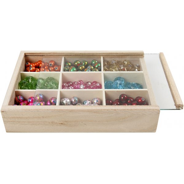 Boîte avec compartiments et couvercle de protection Boîte avec compartiments et couvercle de protection