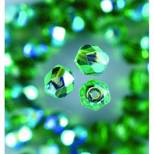 Perles de verre à facettes - vertes - rondes, chatoyantes Perles de verre à facettes - vertes - rondes, chatoyantes