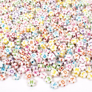 Perles lettres Fleurs - 9 mm - 200 g - 920 pcs Perles lettres Fleurs - 9 mm - 200 g - 920 pcs