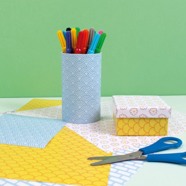 Papier design autocollant - 25 feuilles Papier design autocollant - 25 feuilles