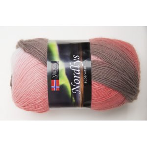 Fil Viking Nordlys 100g - Saumon/marron (940) Fil Viking Nordlys 100g - Saumon/marron (940)