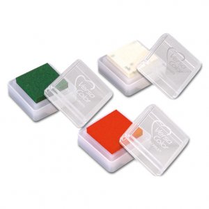 Tampon encreur Pigment VersaColor Mini - 2,5 x 2,5 cm (11 choix de couleurs différentes) Tampon encreur Pigment VersaColor Mini - 2,5 x 2,5 cm (11 choix de couleurs différentes)