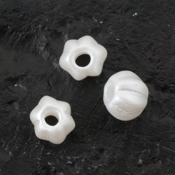 Perles de cire en verre 6 mm Blanc - 30 pcs