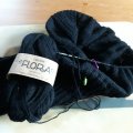 Image client Fil DROPS Flora Uni Color - 50g - Noir (06)