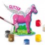 Couler et peindre des chevaux avec des paillettes