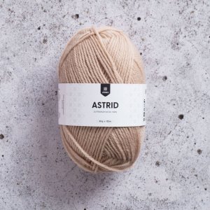 Astrid 50g - Beige camel Astrid 50g - Beige camel