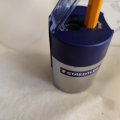 Image client Taille-crayon avec récipient - Double trou