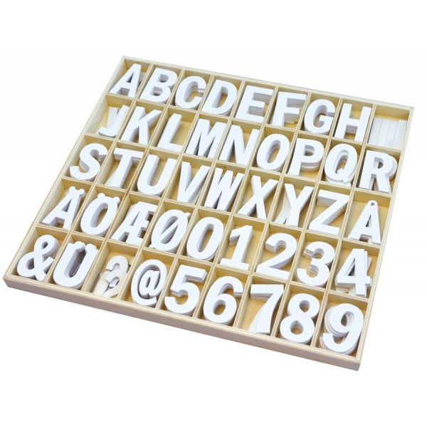 Lettres et chiffres en bois