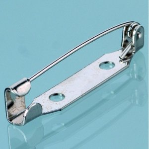 Broche 32 mm - paquet de 100. plaqué nickel Broche 32 mm - paquet de 100. plaqué nickel