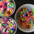 Image client Perles en plastique coeurs, étoiles et hélices
