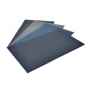 Papier de verre humide 140 x 230 mm - 4 parties mélangées Papier de verre humide 140 x 230 mm - 4 parties mélangées