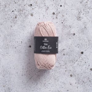 Fil Black Sheep Tilda Cotton Eco 25g - Rose poudré Fil Black Sheep Tilda Cotton Eco 25g - Rose poudré