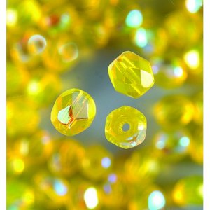 Perles de verre à facettes - jaunes - rondes, chatoyantes Perles de verre à facettes - jaunes - rondes, chatoyantes