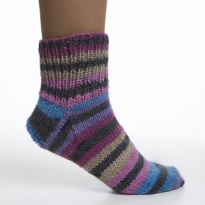Fil Viking Raggen 150g - Multi Rose/beige/turquoise (766) Fil Viking Raggen 150g - Multi Rose/beige/turquoise (766)
