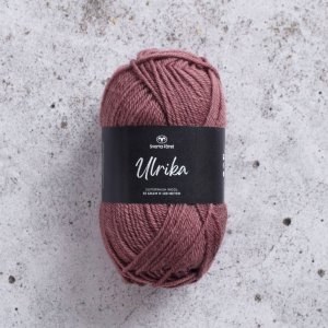 Fil Ulrika Black Sheep 50g - Rose prune Fil Ulrika Black Sheep 50g - Rose prune