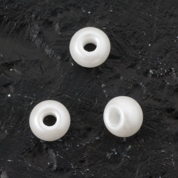 Perles de cire en verre 5,5 mm Blanc - 30 pcs