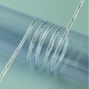 Ruban lurex 3 mm - 100 mètres - argent Ruban lurex 3 mm - 100 mètres - argent