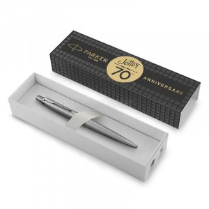 Stylo bille Parker Jotter - Edition Spéciale 70ème Anniversaire - Acier inoxydable - Bleu moyen Stylo bille Parker Jotter - Edition Spéciale 70ème Anniversaire - Acier inoxydable - Bleu moyen