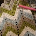 Image client Fil DROPS Cotton Light Uni Color - 50g - Vert (11)