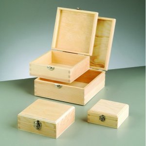 Coffret en bois 19 x 19 x 8,5 cm - non traité 4 pièces Coffret en bois 19 x 19 x 8,5 cm - non traité 4 pièces