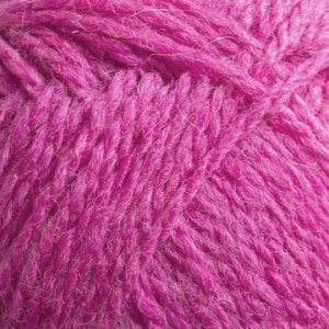 Asta de Mouton Noir 50g - Fedora Fuschia Asta de Mouton Noir 50g - Fedora Fuschia