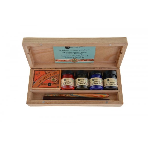 Le coffret de calligraphie de l'artiste